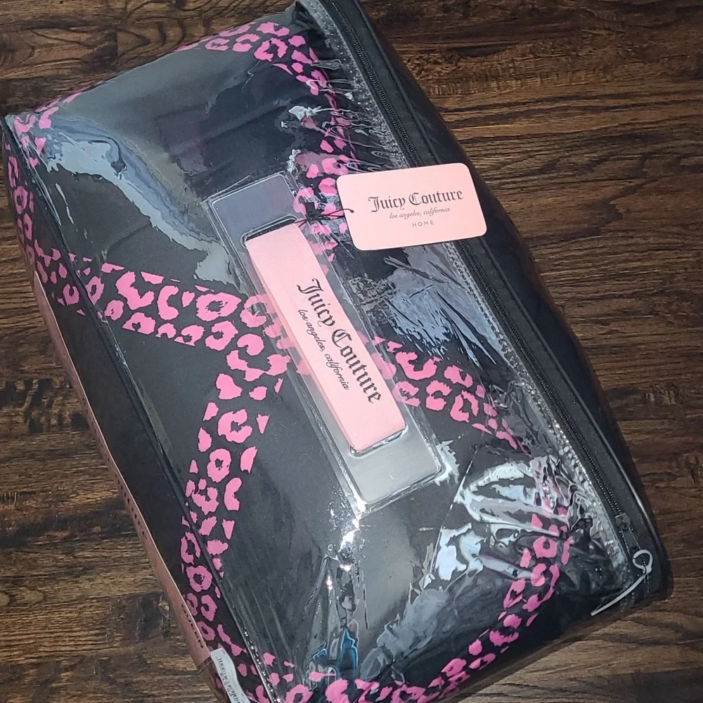 Juicy Couture Pink and Black Accent Pillow Set - Queen